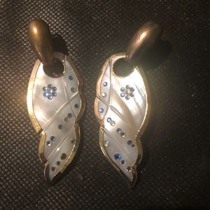 Rhinestone encrusted fancy shell Earrings stunner